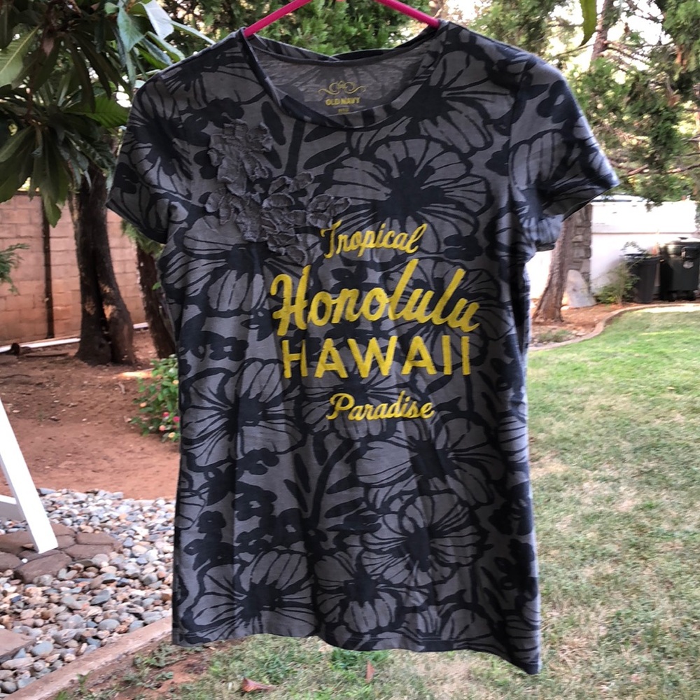 Old navy shirt
